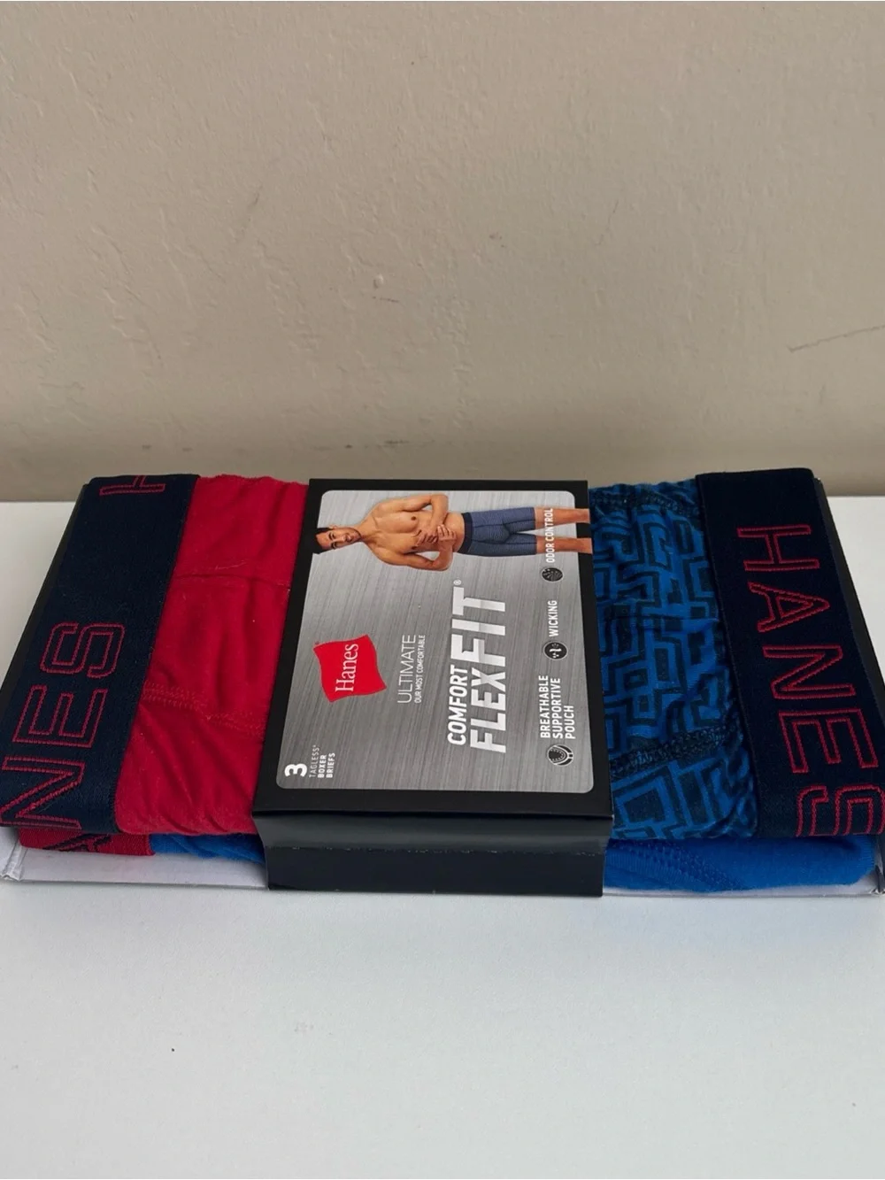 New Hanes Ultimate comport flex fit 3 tag-less boxer briefs  Size-M 32-34
